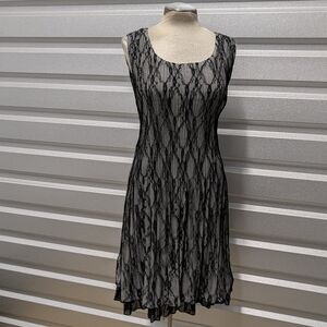 VEECA crinkle black lace dress S